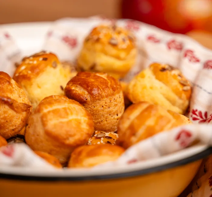 Mini juhtúrós pogácsa 