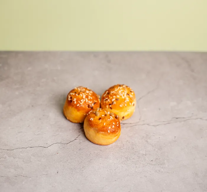 Magvas-burgonyás pogácsa 